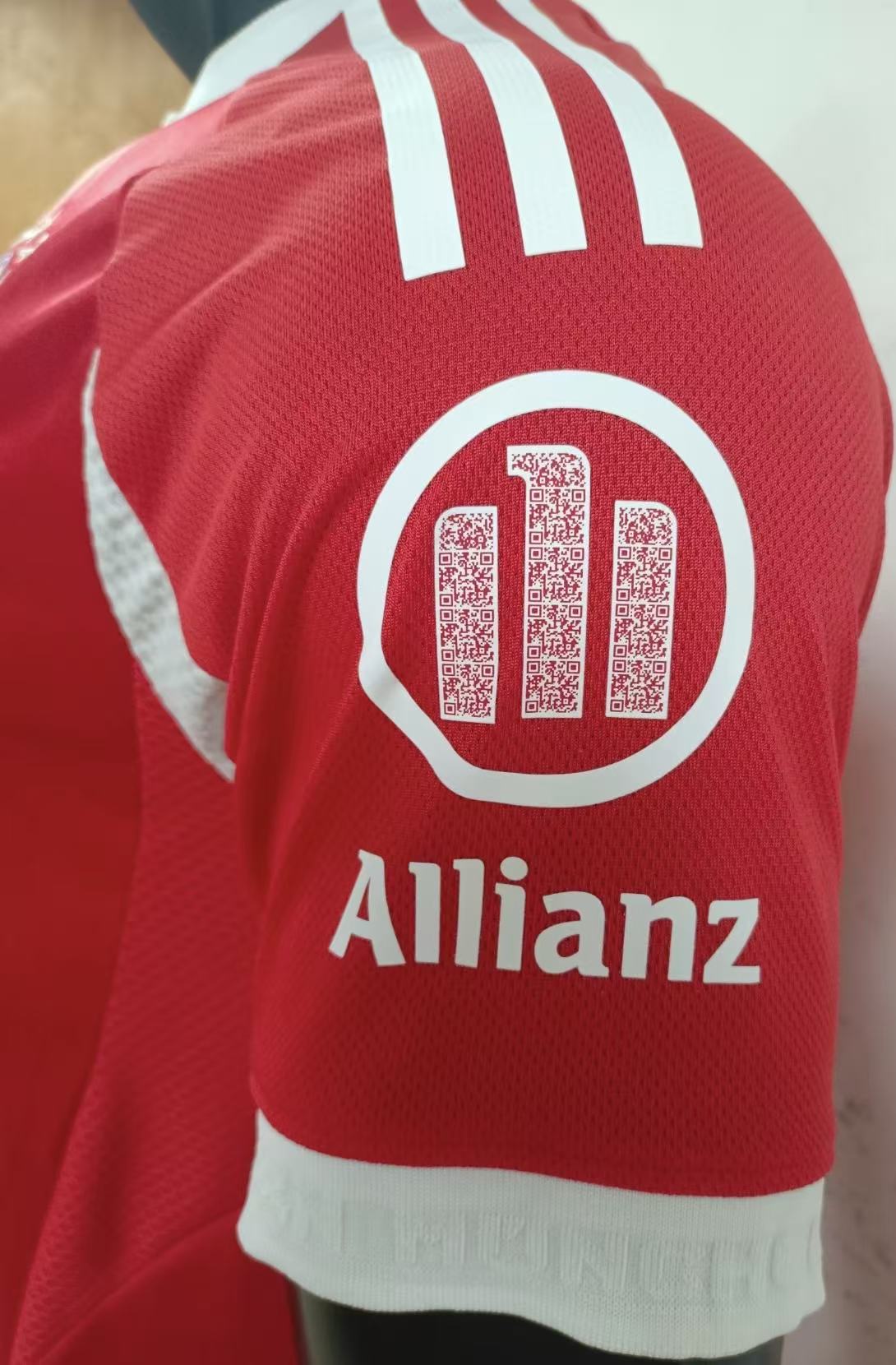 Bayern Munich 2025/26 Home Jersey – Player Version & Fan Version Soccer Shirt