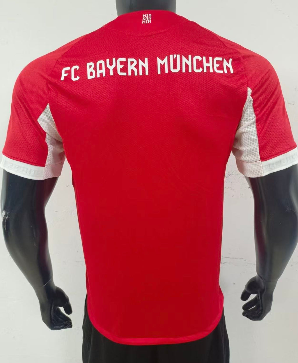 Bayern Munich 2025/26 Home Jersey – Player Version & Fan Version Soccer Shirt