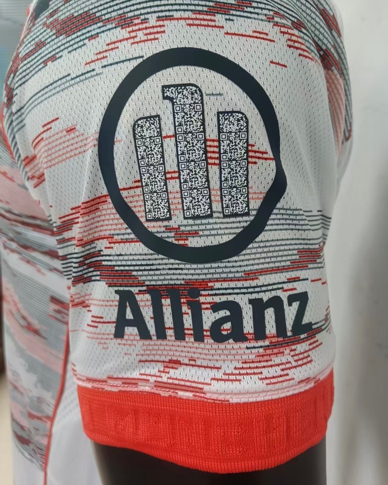 Bayern Munich 2025/26 Away Jersey – Player Version & Fan Version Soccer Shirt