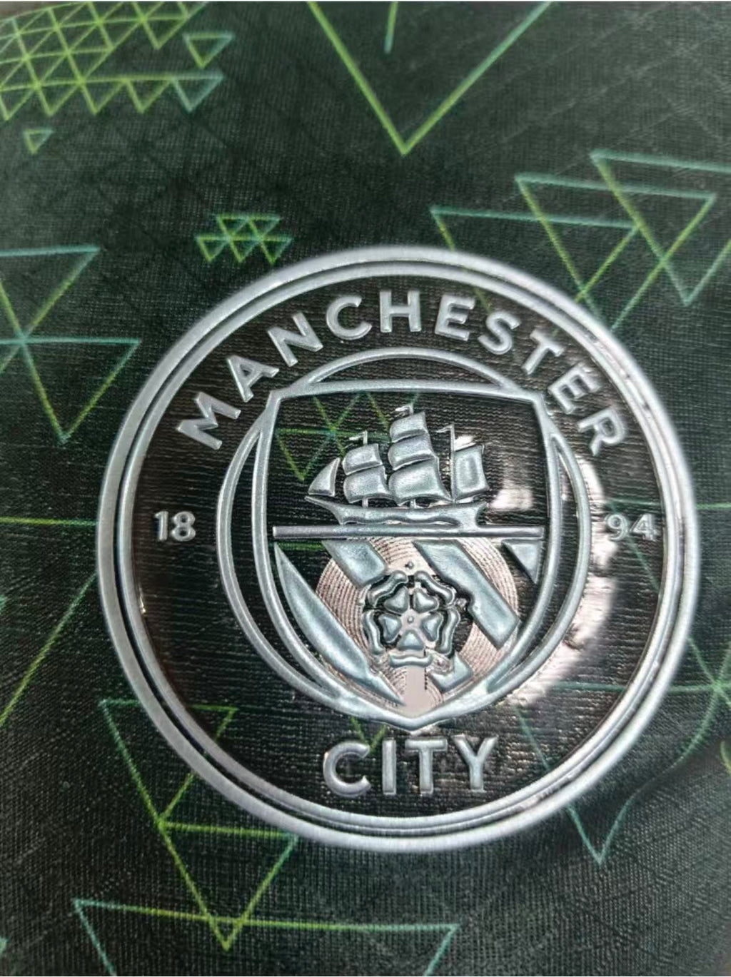 Manchester City 2025/26 Fourth Jersey – Fan Version & Player Version Soccer Shirt