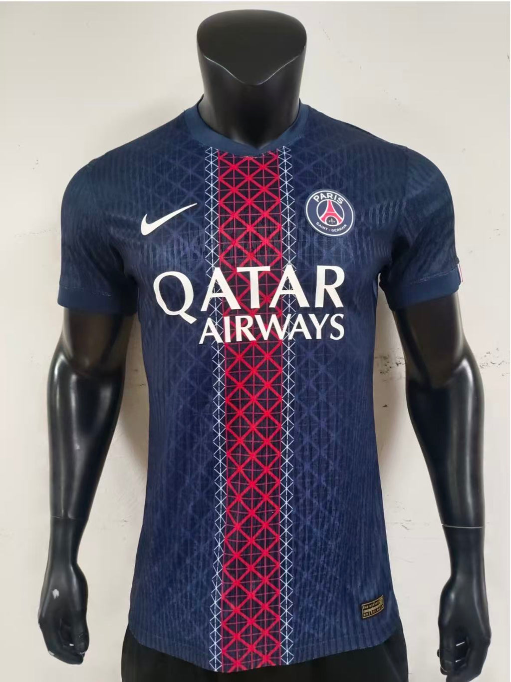 Paris Saint-Germain 2025/26 Home Jersey – Fan Version & Player Version Soccer Shirt