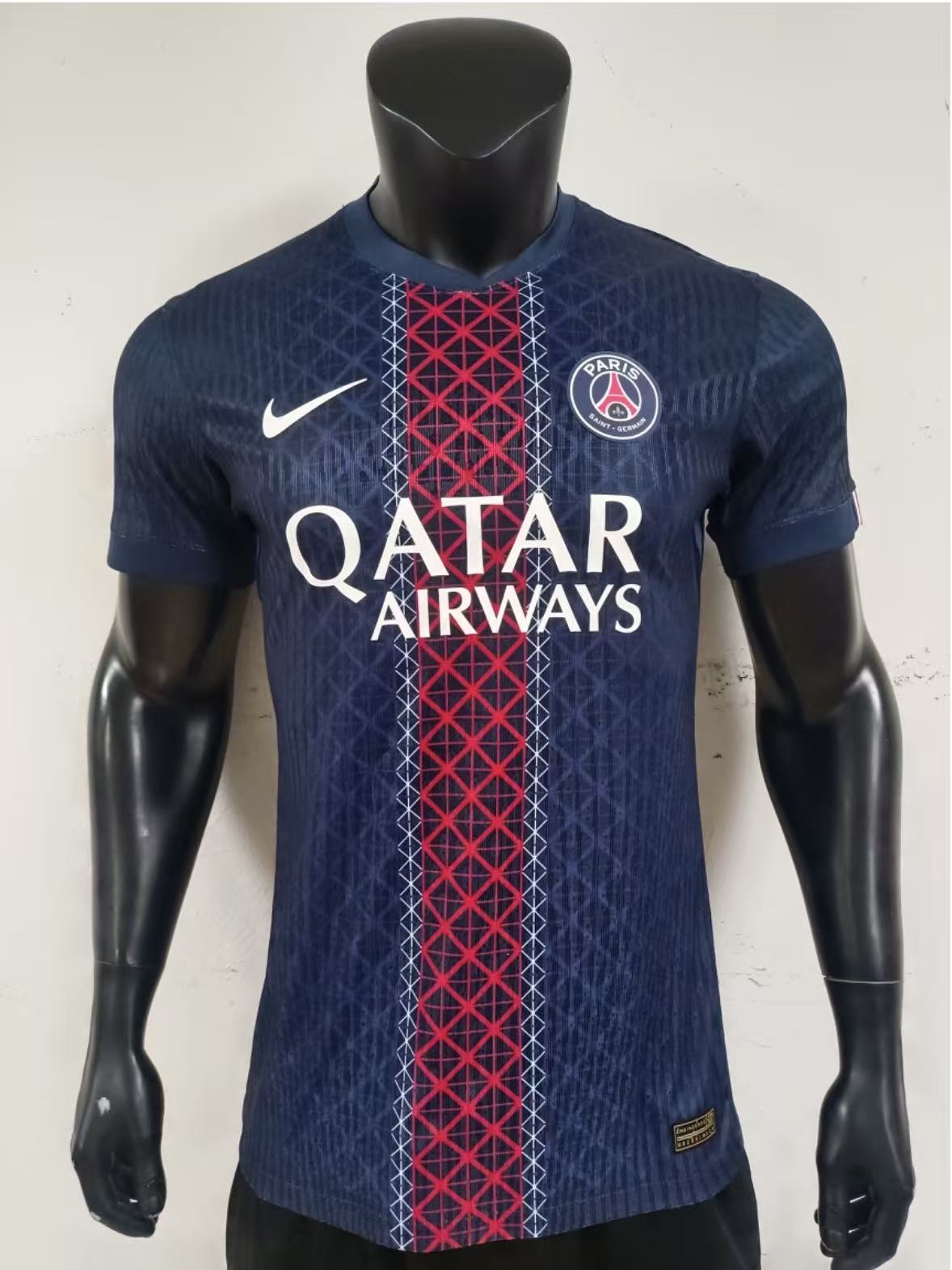 Paris Saint-Germain 2025/26 Home Jersey – Fan Version & Player Version Soccer Shirt