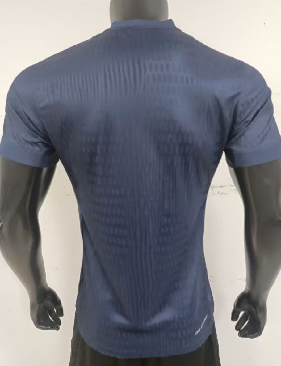 Paris Saint-Germain 2025/26 Home Jersey – Fan Version & Player Version Soccer Shirt