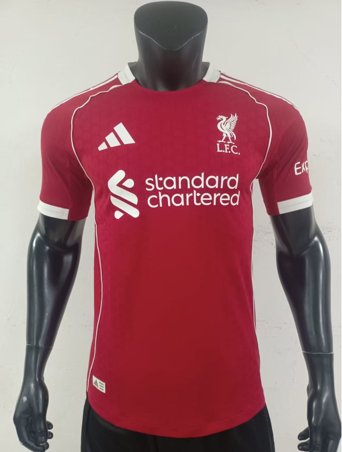 Liverpool 2025/26 Home Jersey – Fan Version & Player Version Soccer Shirt
