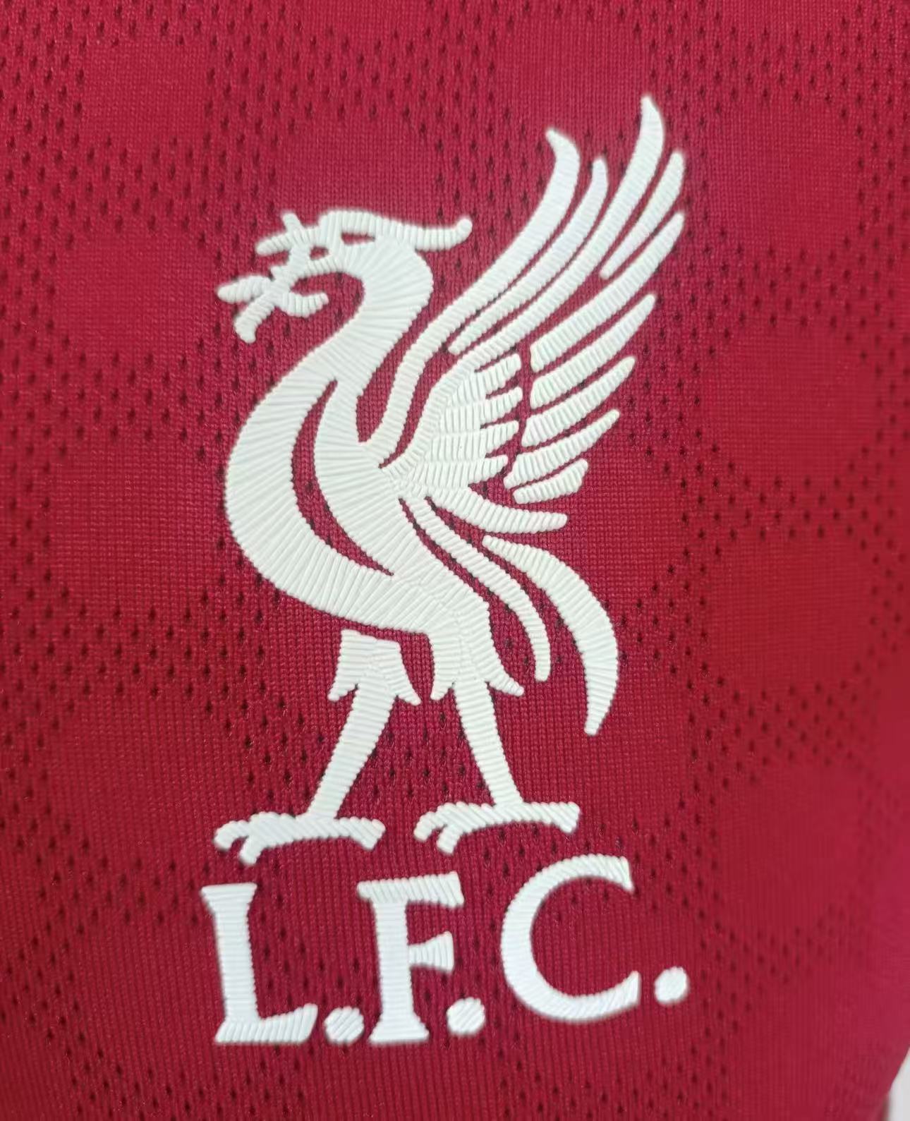 Liverpool 2025/26 Home Jersey – Fan Version & Player Version Soccer Shirt