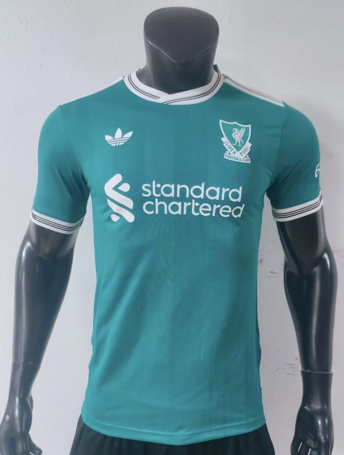 Liverpool 2025/26 Third Jersey – Fan Version & Player Version Soccer Shirt