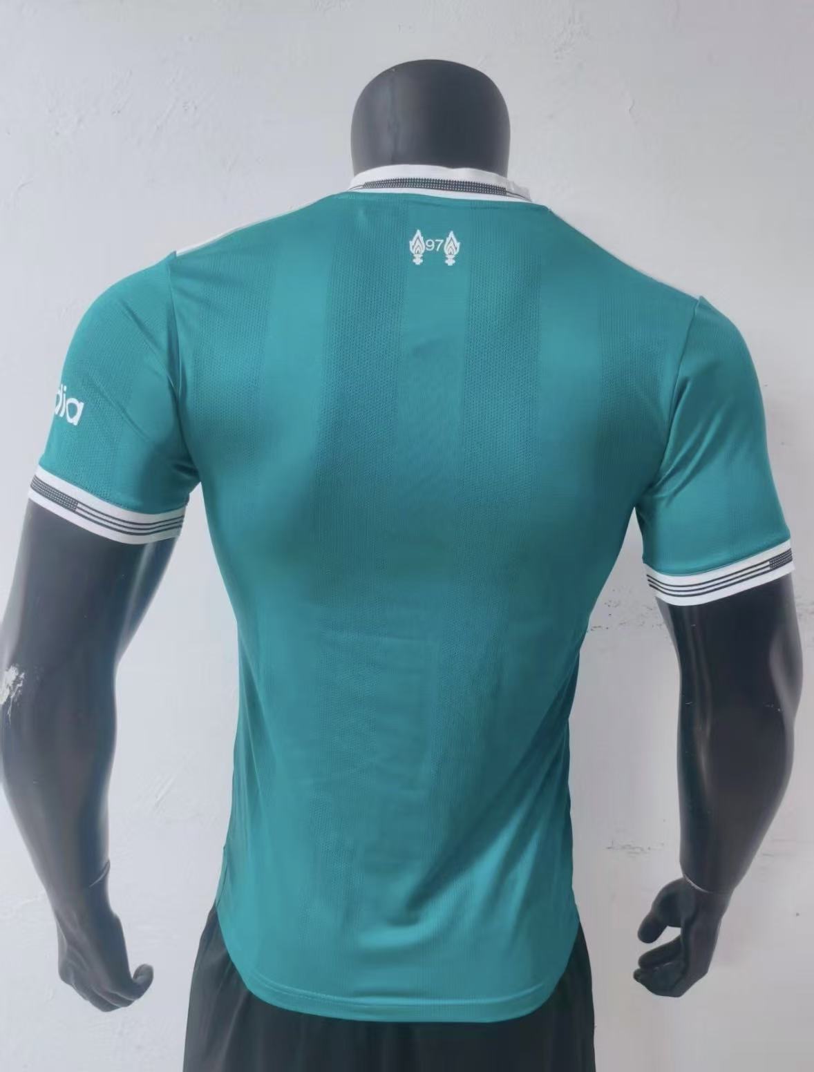 Liverpool 2025/26 Third Jersey – Fan Version & Player Version Soccer Shirt