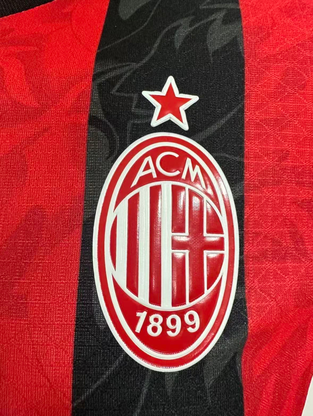 AC Milan 2025/26 Home Jersey – Fan Version & Player Version Soccer Shirt