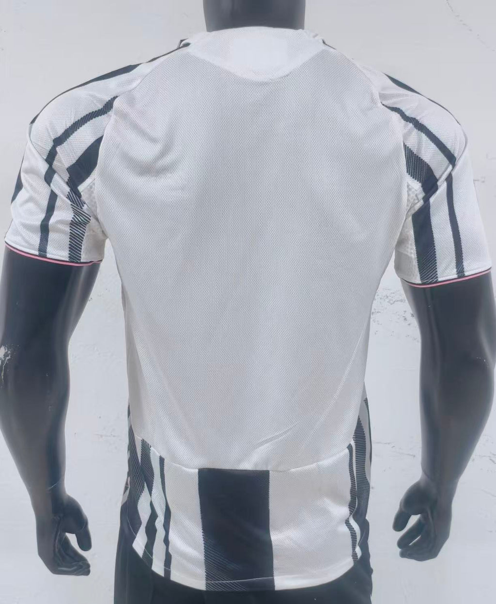 Juventus 2025/26 Home Jersey – Fan Version & Player Version Soccer Shirt