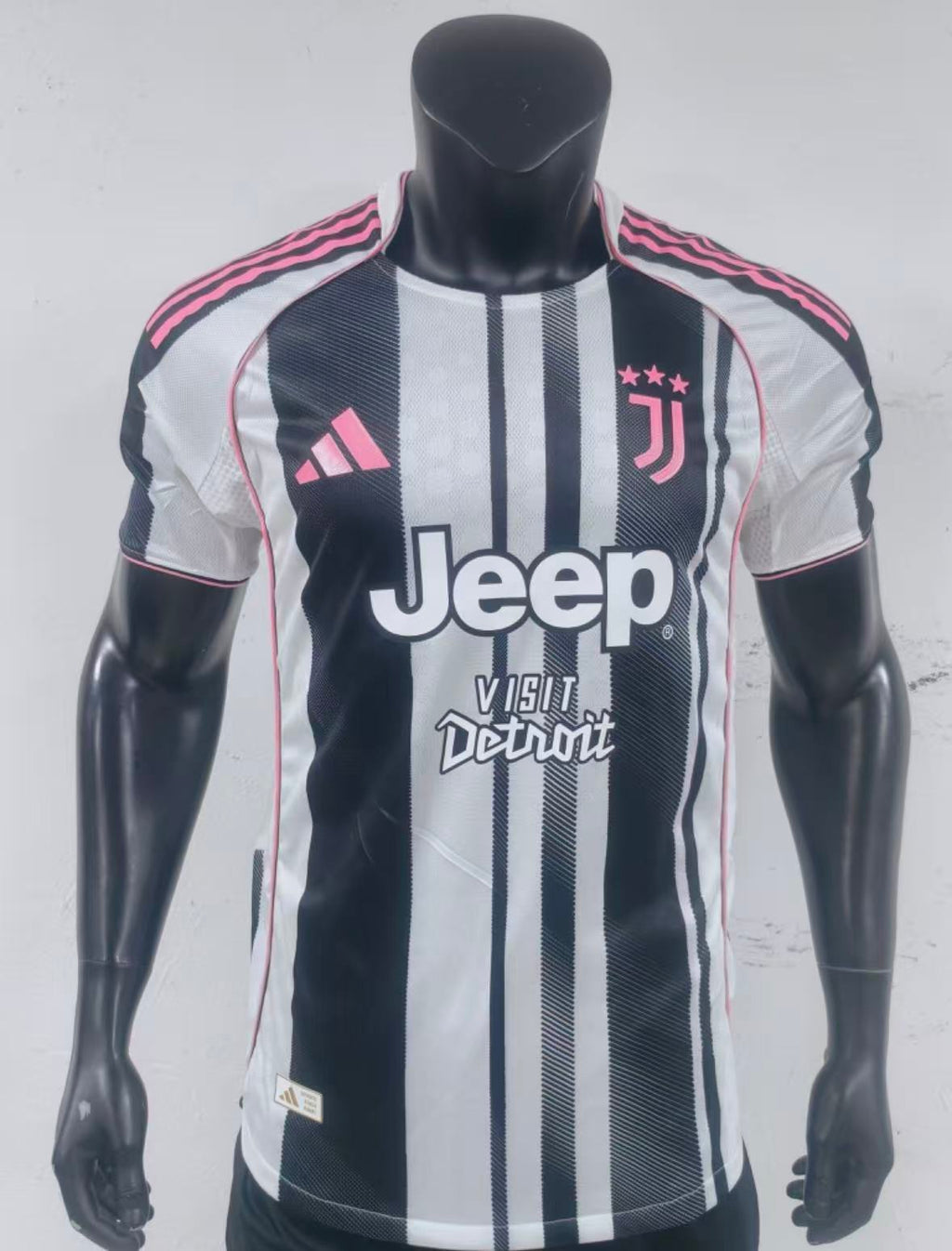 Juventus 2025/26 Home Jersey – Fan Version & Player Version Soccer Shirt