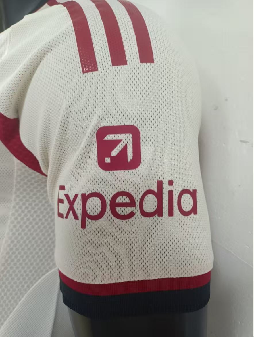 Liverpool 2025/26 Away Jersey – Fan Version & Player Version Soccer Shirt