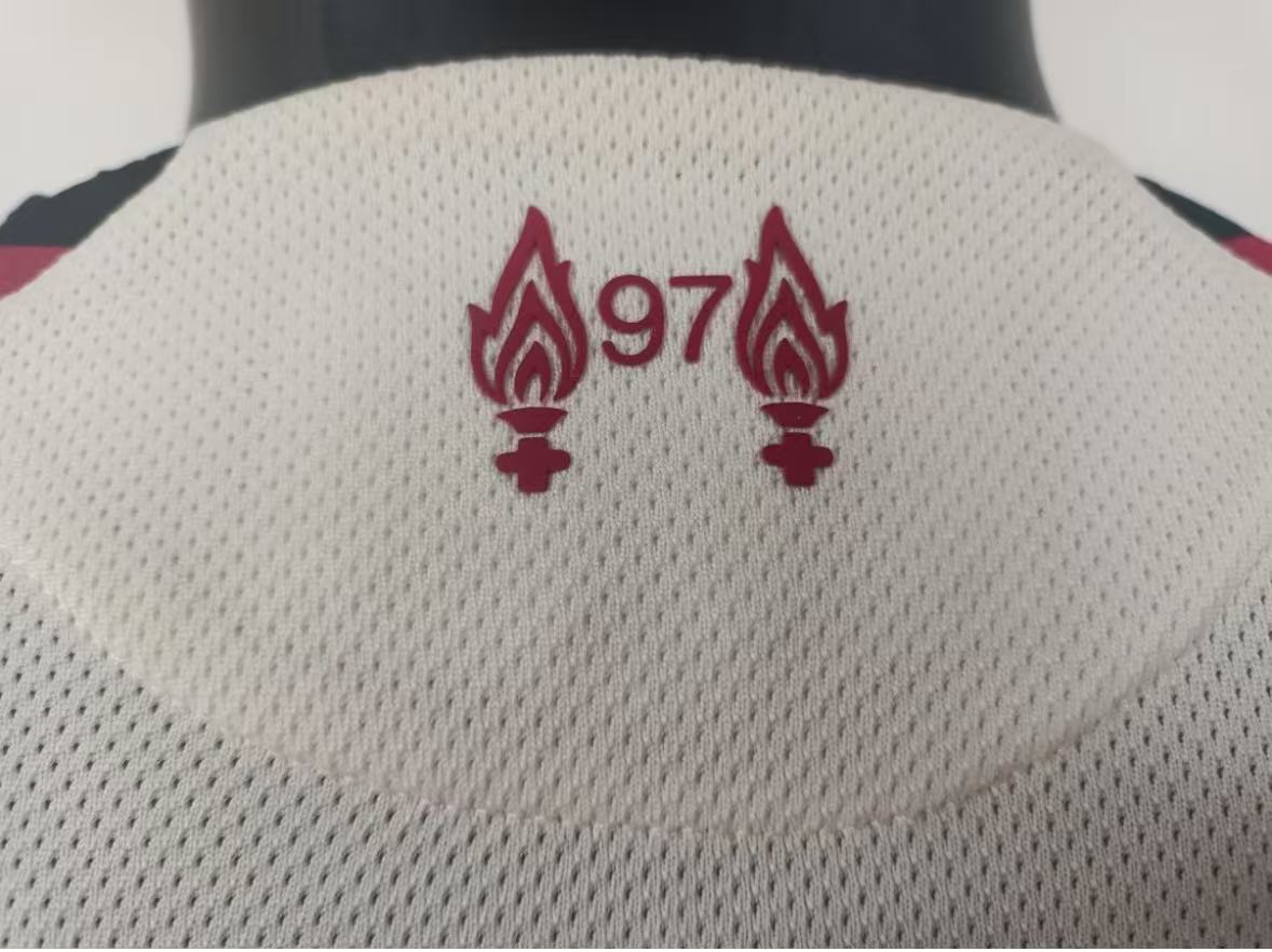 Liverpool 2025/26 Away Jersey – Fan Version & Player Version Soccer Shirt