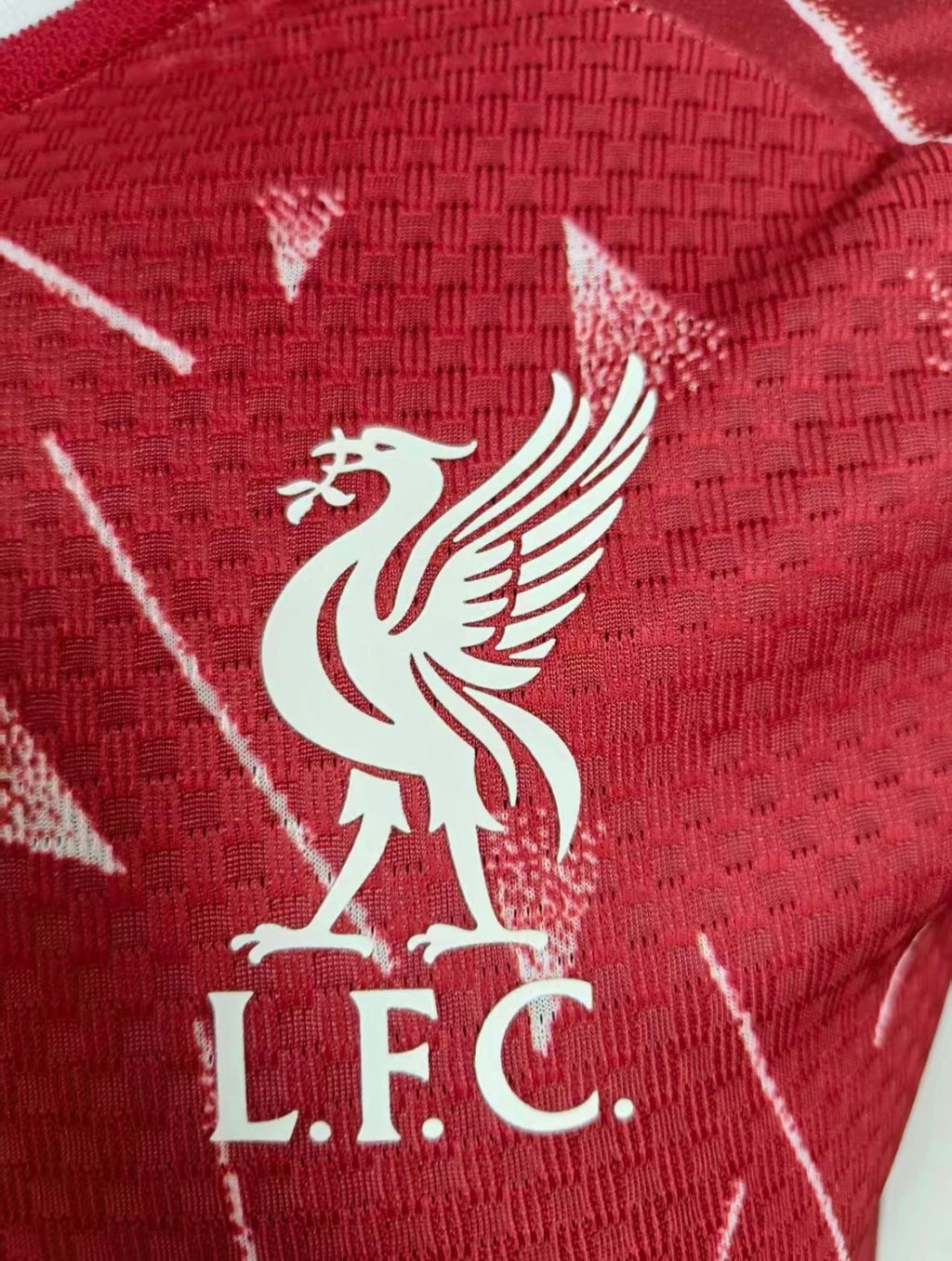 Liverpool 2026/27 Home Jersey – Fan Version & Player Version Soccer Shirt
