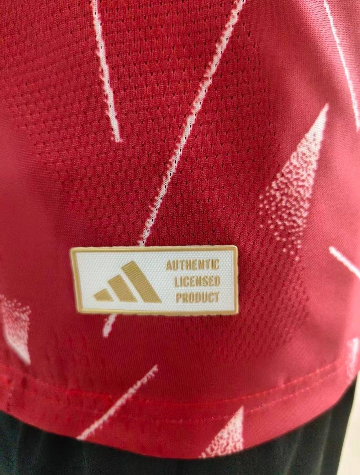 Liverpool 2026/27 Home Jersey – Fan Version & Player Version Soccer Shirt