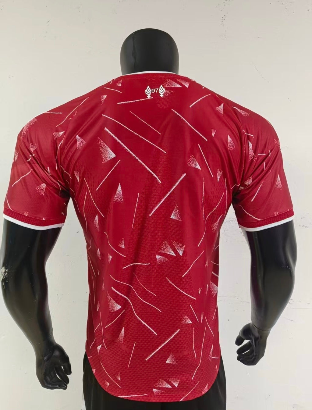 Liverpool 2026/27 Home Jersey – Fan Version & Player Version Soccer Shirt