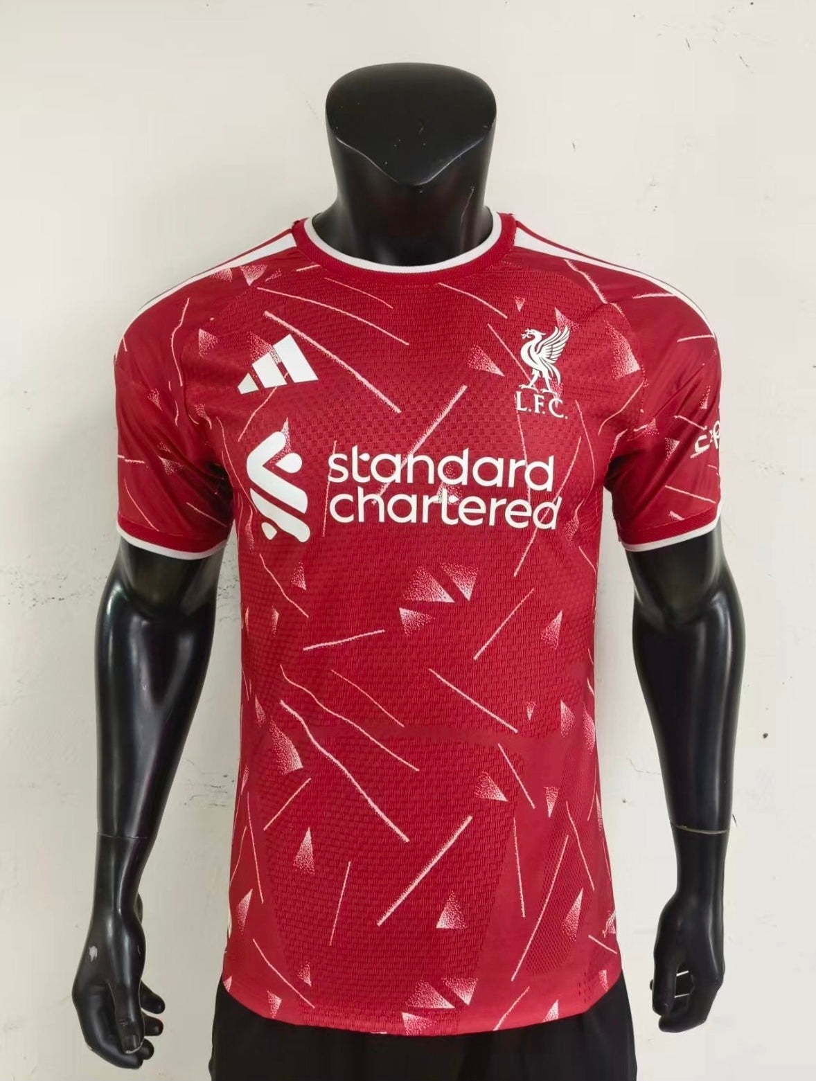 Liverpool 2026/27 Home Jersey – Fan Version & Player Version Soccer Shirt
