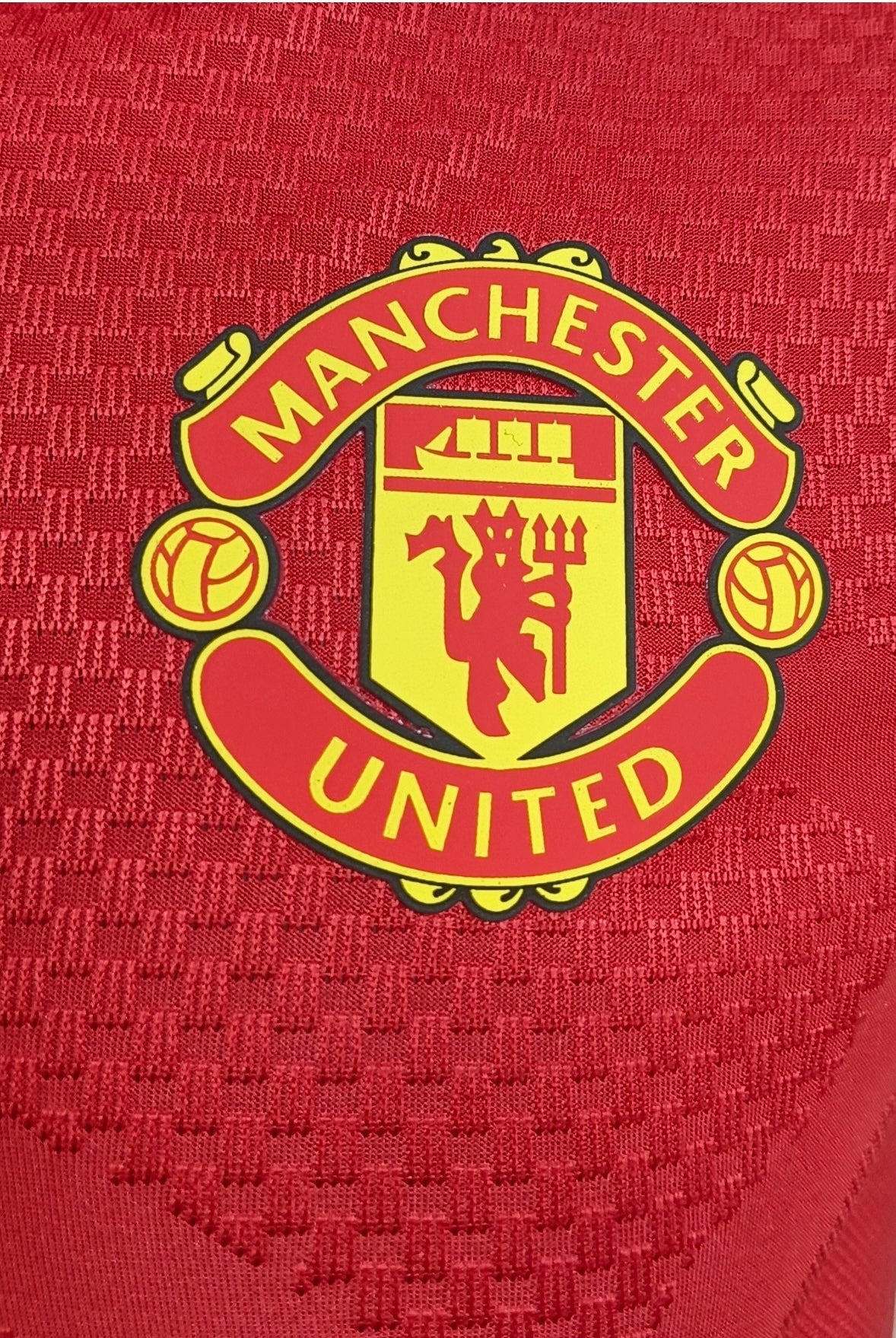 Manchester United 2026/27 Home Jersey – Fan Version & Player Version Soccer Shirt