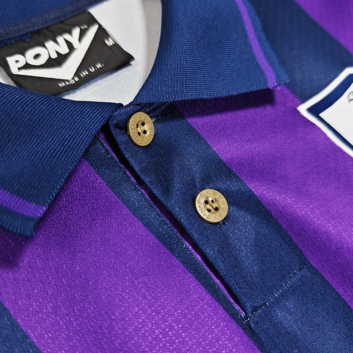 Tottenham Hotspur 1995-97 Away Retro Jersey – Classic Purple & Navy Stripe Soccer Shirt