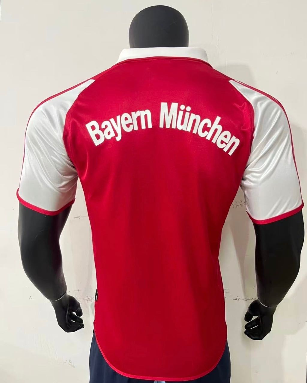 Bayern Munich 2003-04 Home Retro Jersey – Classic Red & White Soccer Shirt
